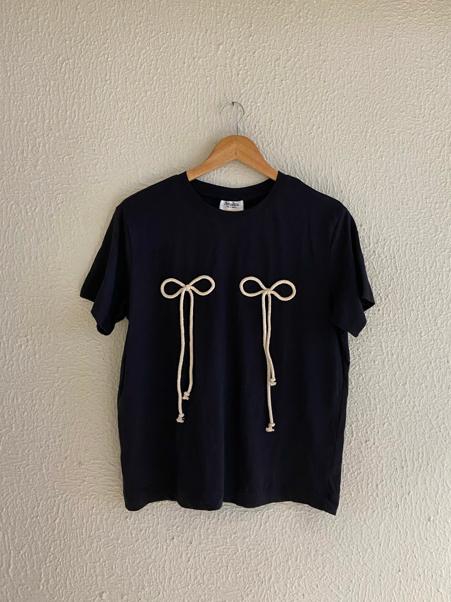 T-SHIRT / CORD BOW - BLACK
