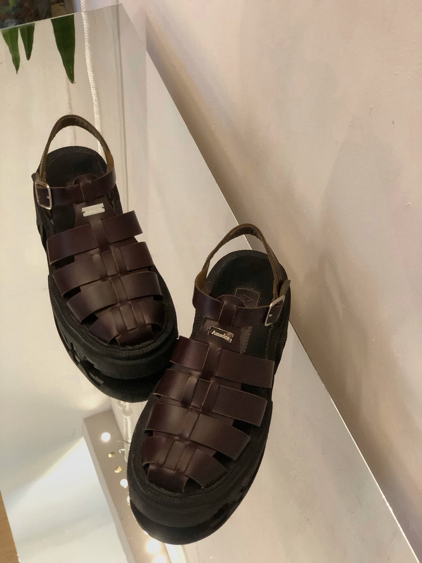 FISHERMAN SANDAL / EMI - MOKA