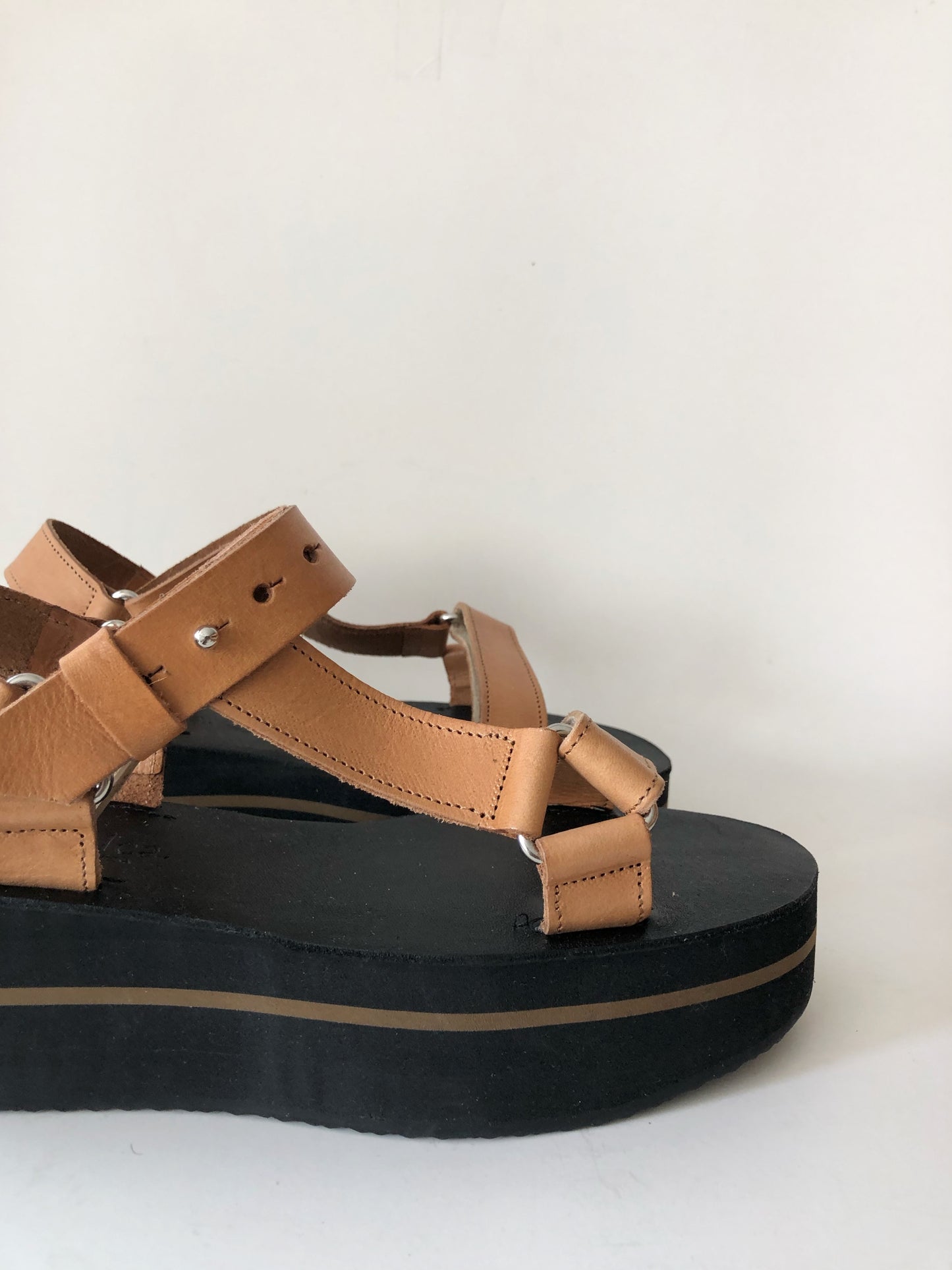 SEMI PLATAFORMA AVA / CAMEL