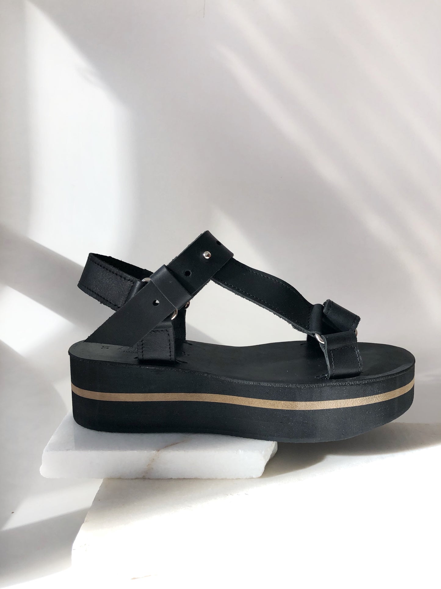 SEMI PLATAFORMA AVA / BLACK