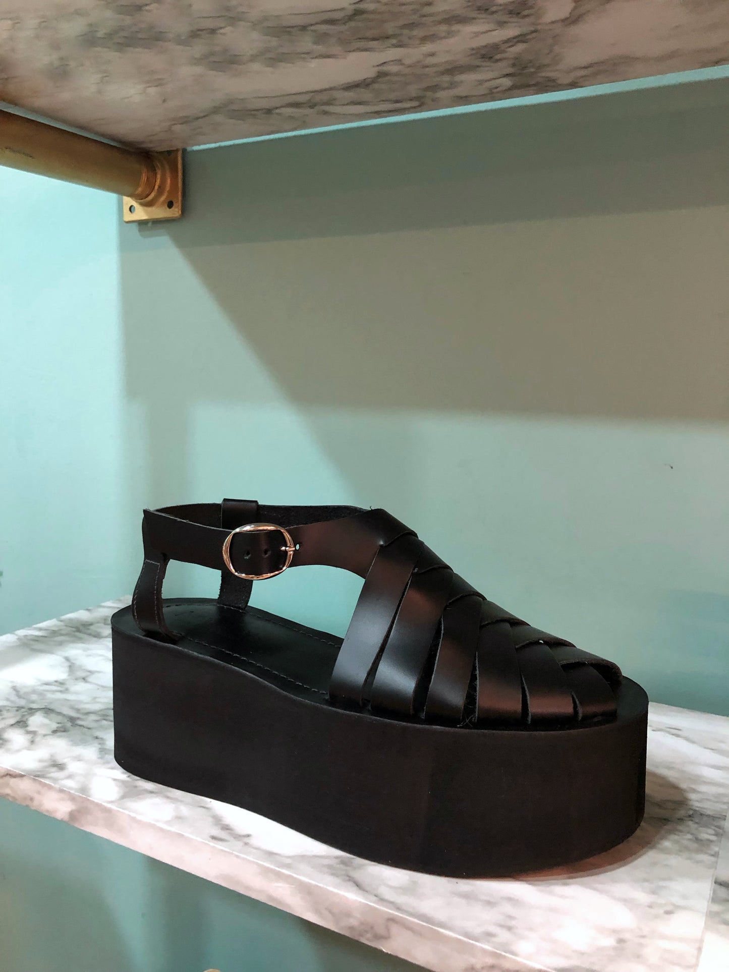 PLATAFORMA GROSS / BLACK