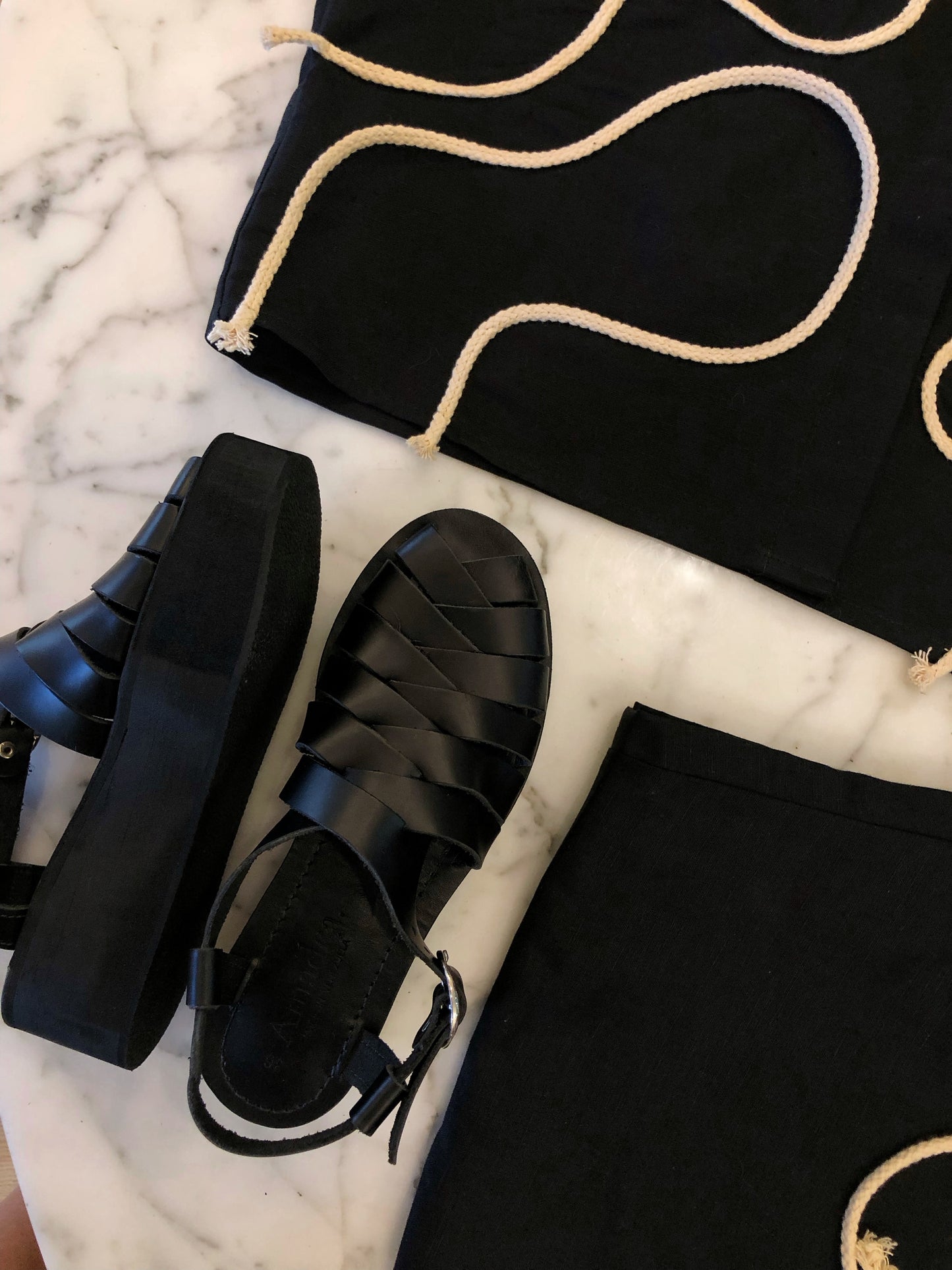 PLATAFORMA GROSS / BLACK