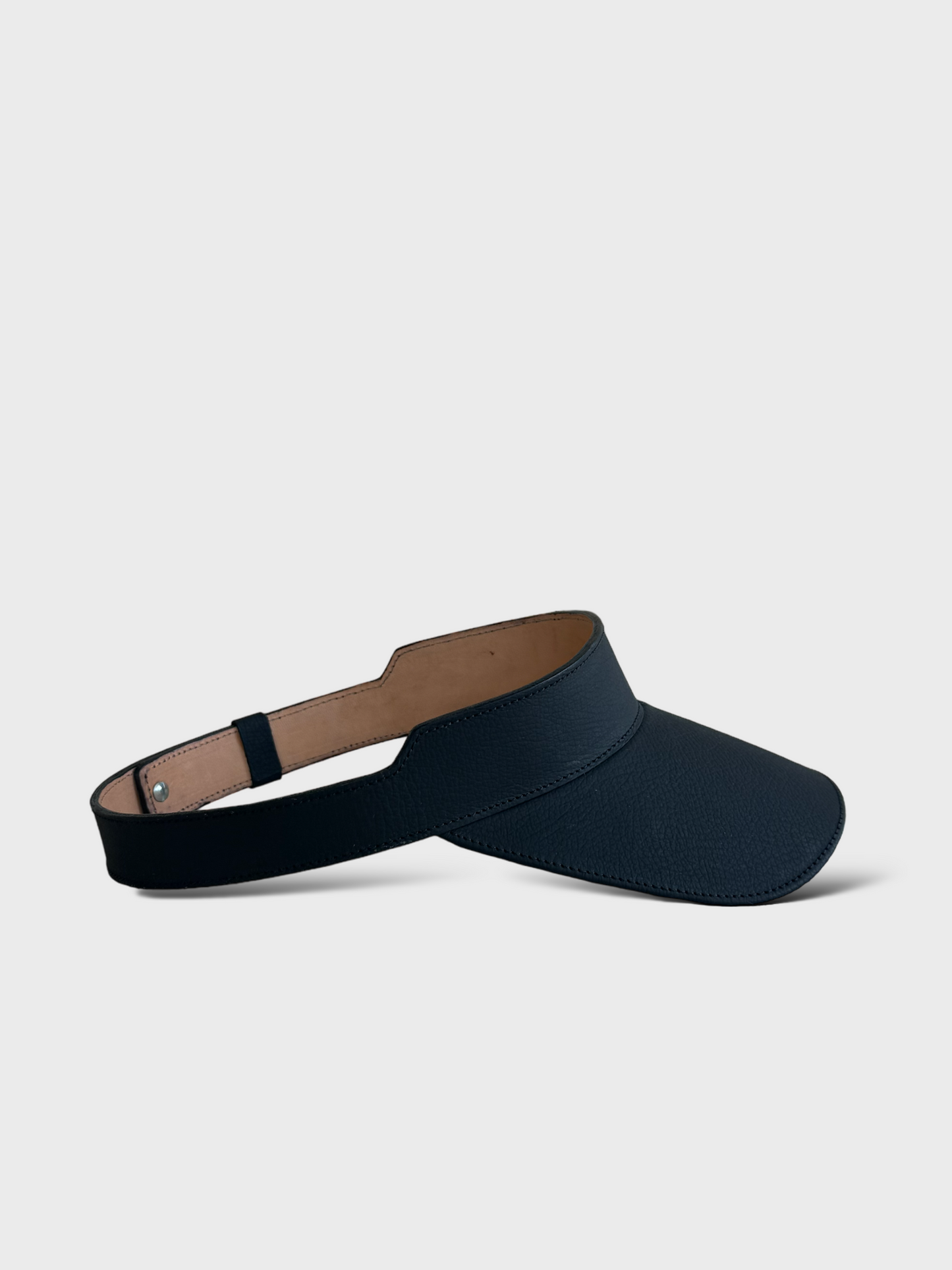 VISERA DE CUERO - BLACK