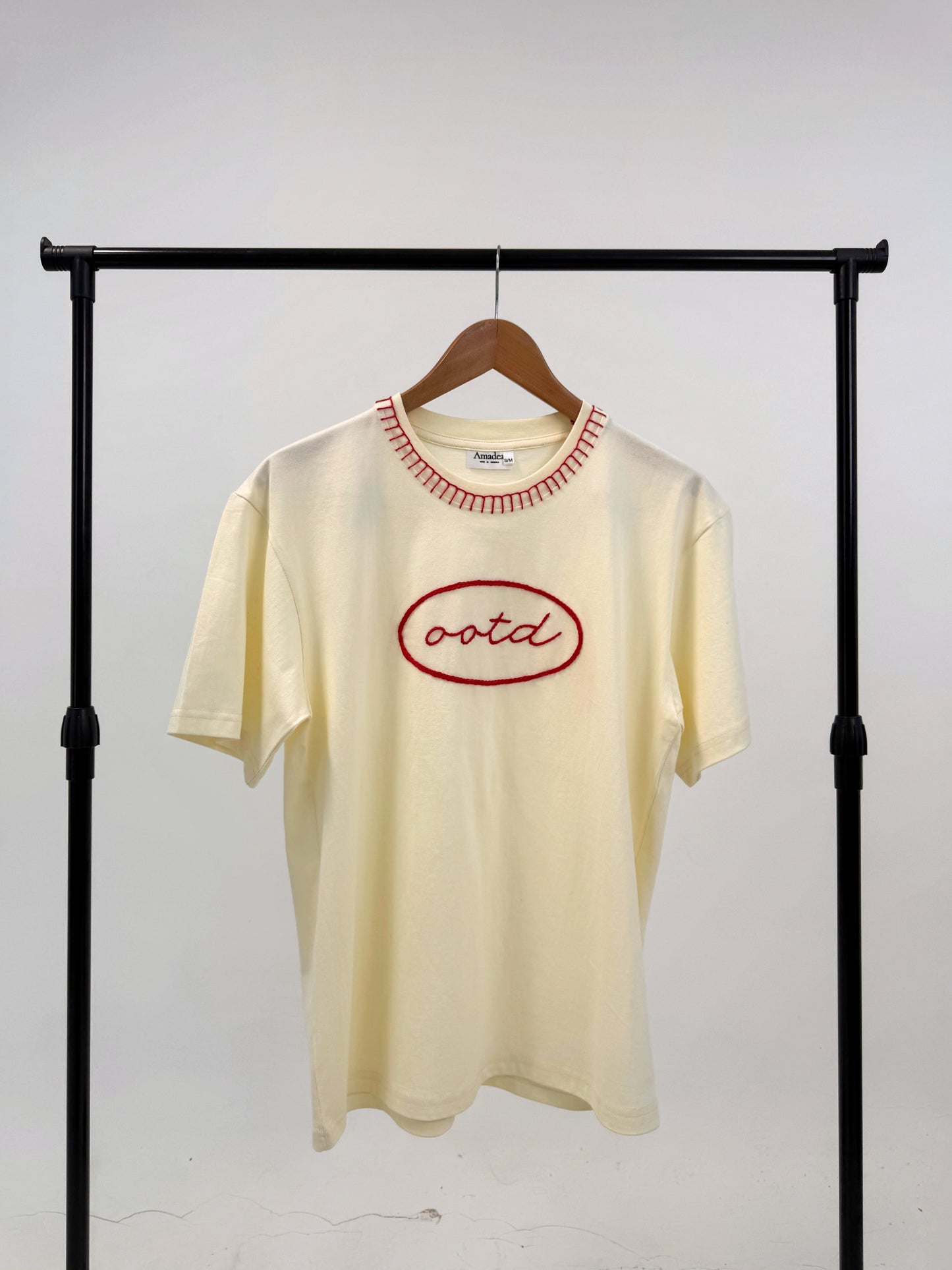 T-SHIRT / OOTD