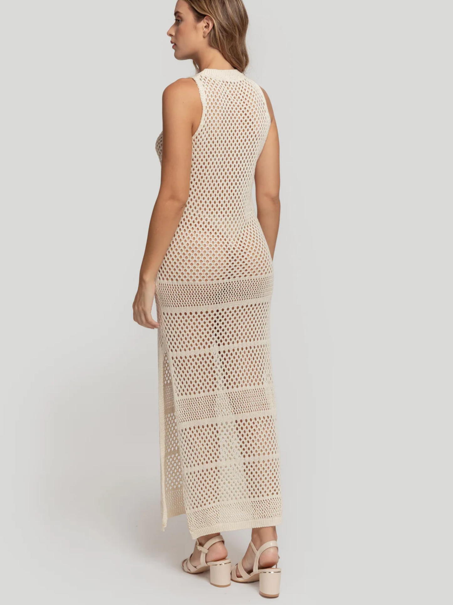 VESTIDO HALTER CROCHET / BEIGE