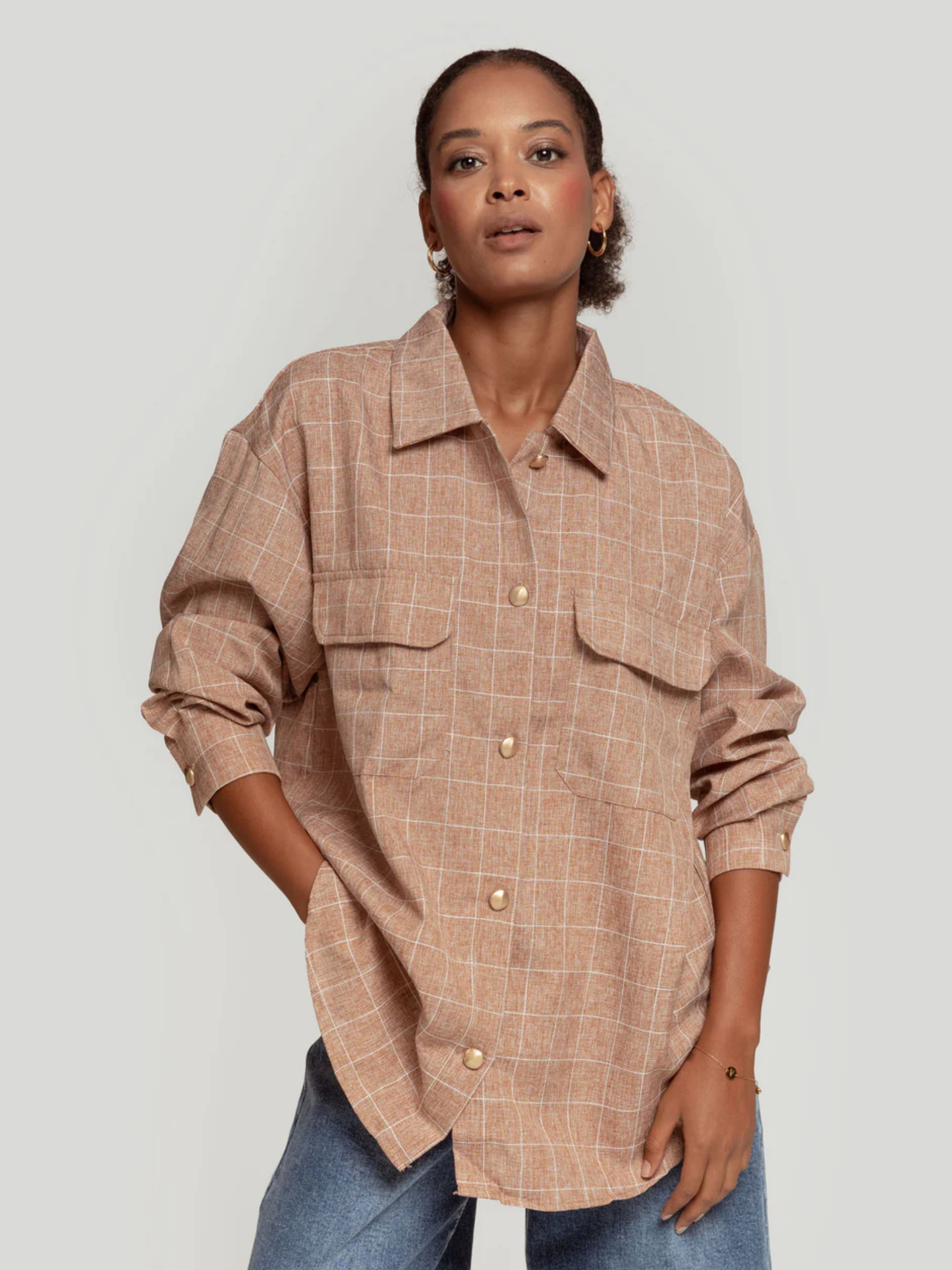 CAMISA OVERSIZE BOLSILLOS / ESTAMPADO