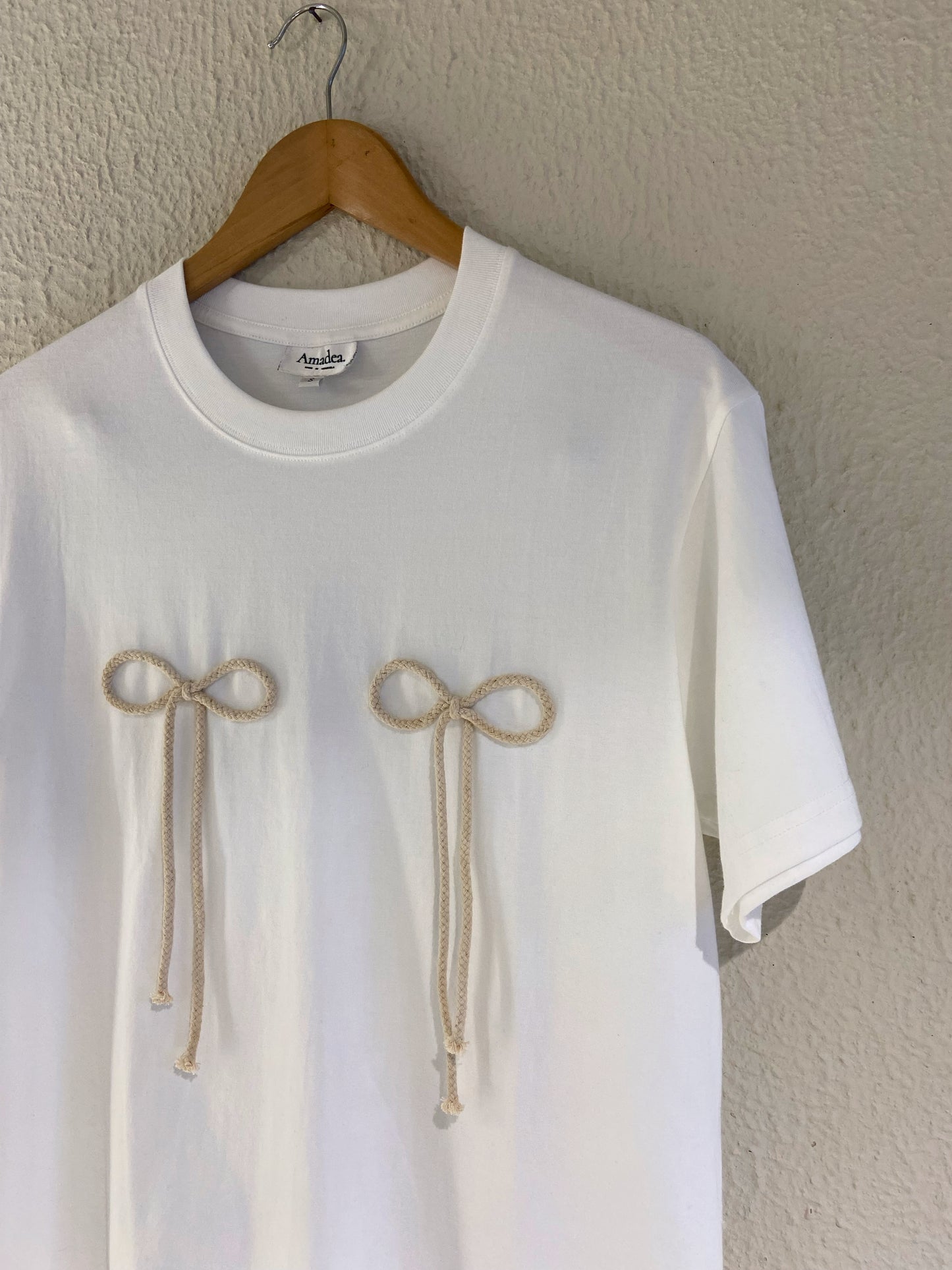 T-SHIRT / CORD BOW - WHITE