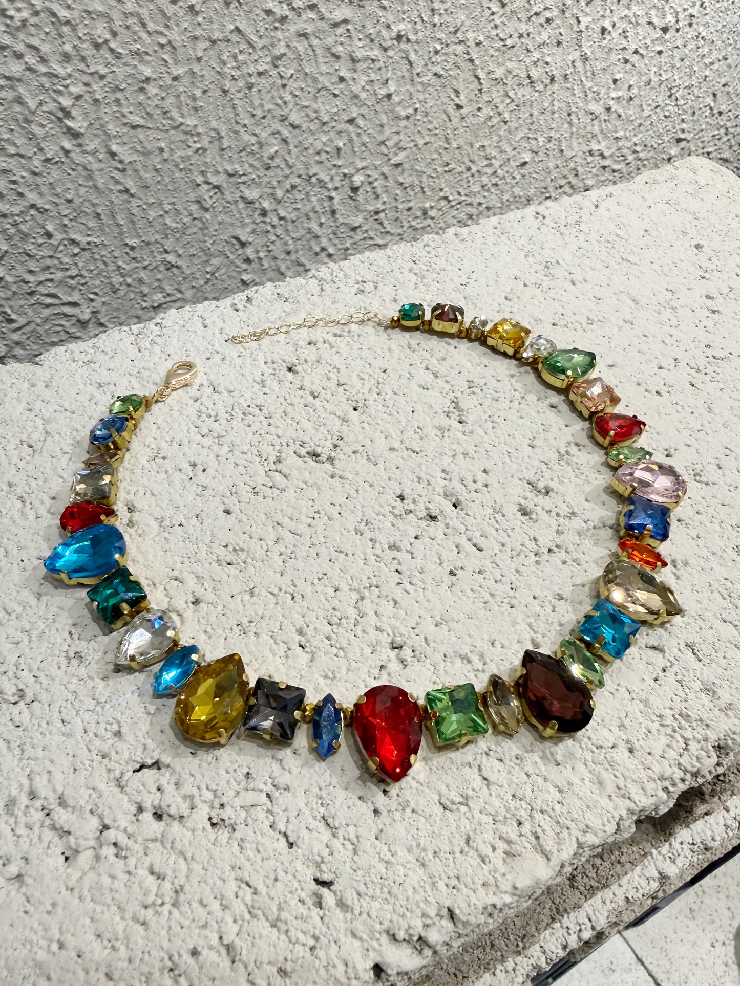 COLLAR PIEDRAS / MULTICOLOR - OJO CORAZON (Copia)