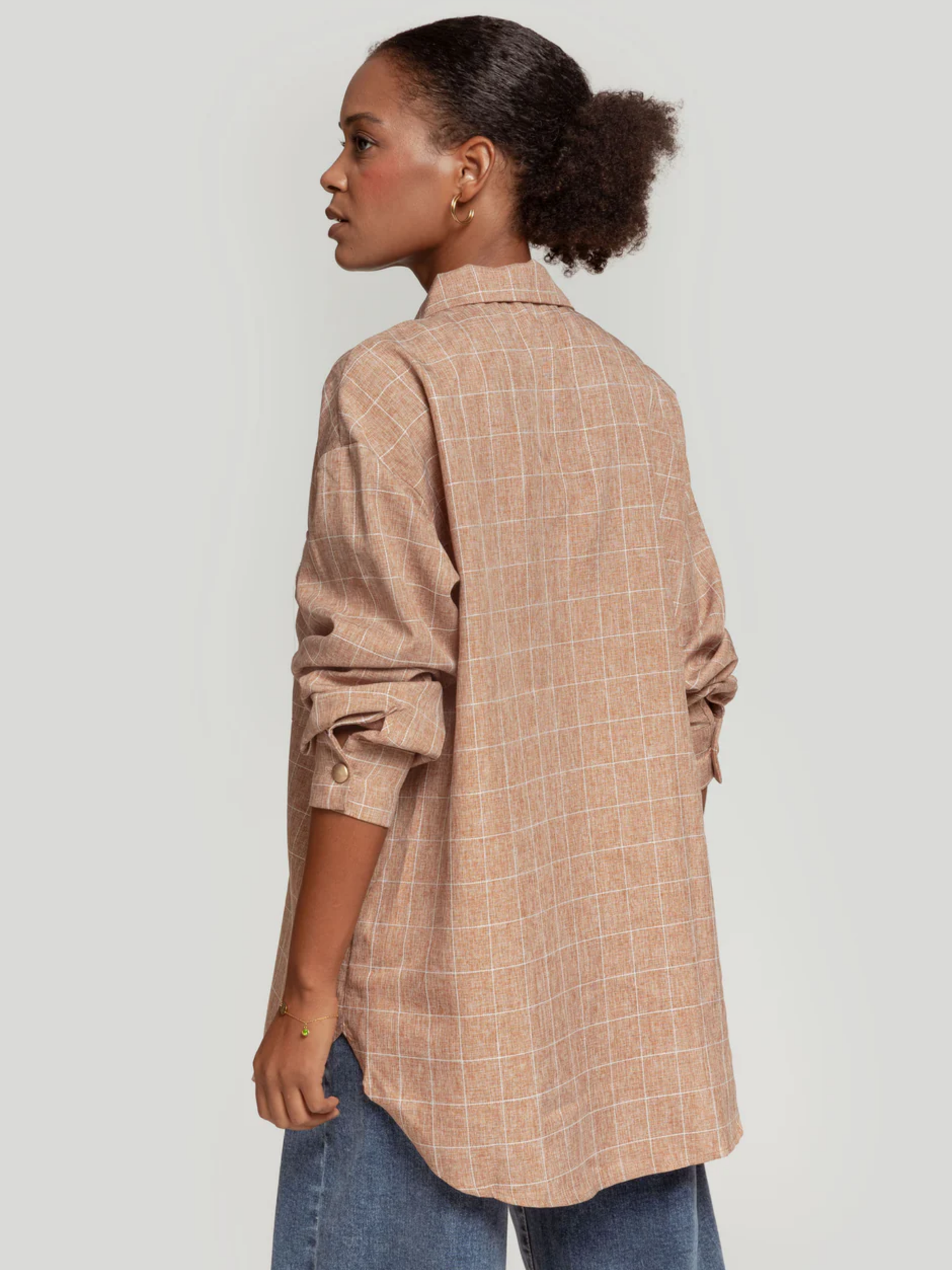 CAMISA OVERSIZE BOLSILLOS / ESTAMPADO