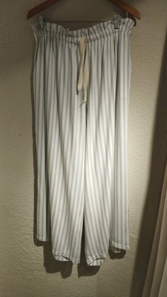 PANTALÓN RUFLE / RAYAS AZUL Y BLANCO